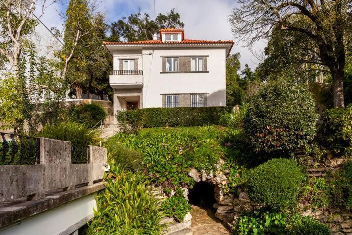 Lanui Guest House Sintra Extérieur photo